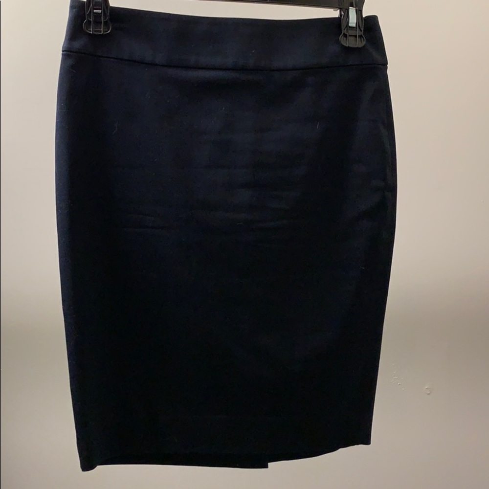 Ann Taylor petite navy blue pencil skirt